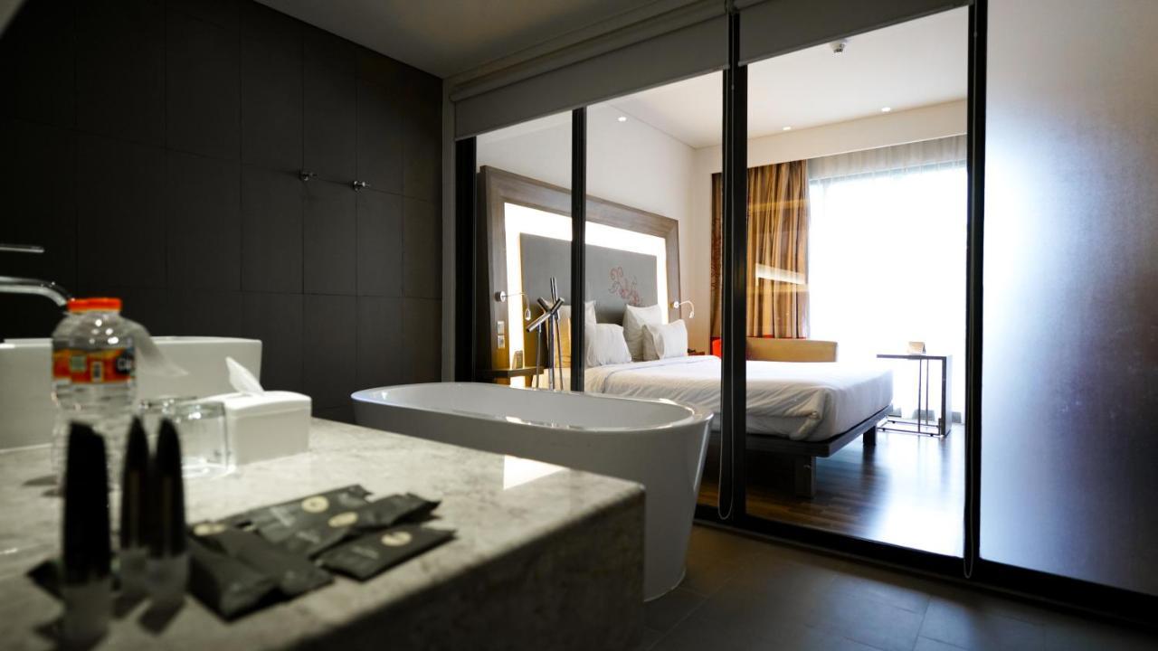Novotel Banjarmasin Airport Banjarbaru Extérieur photo