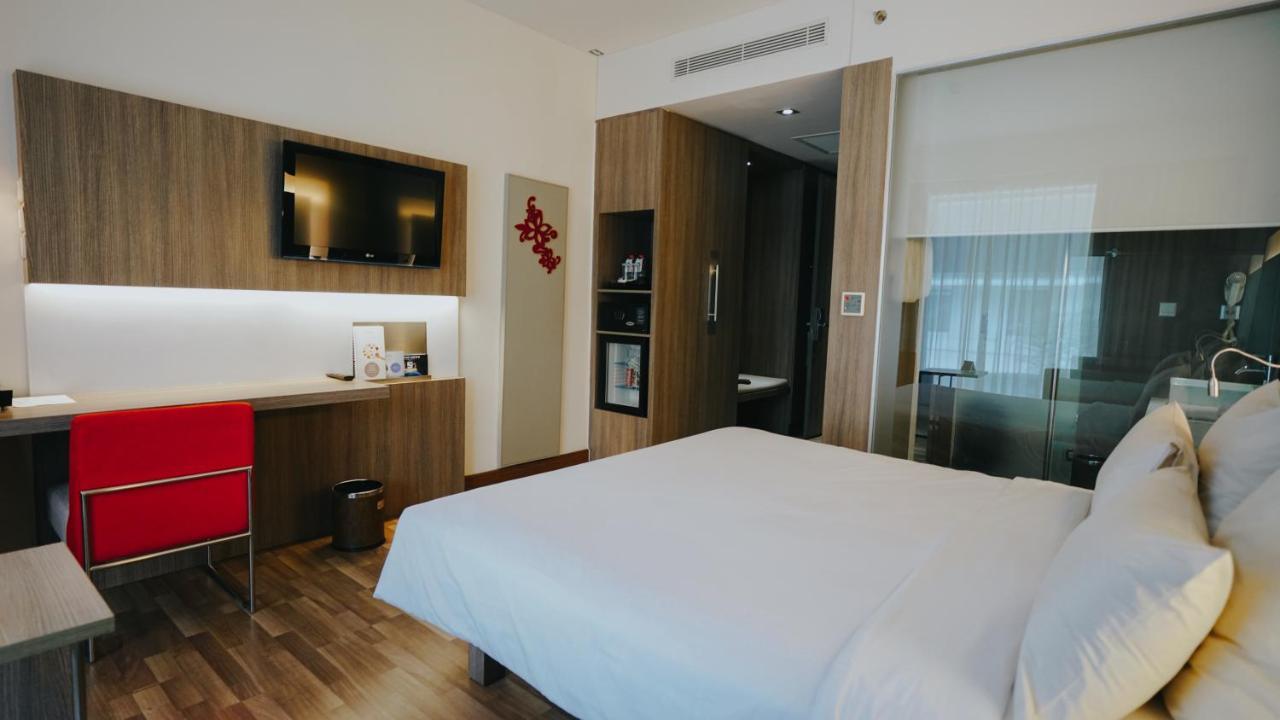Novotel Banjarmasin Airport Banjarbaru Extérieur photo